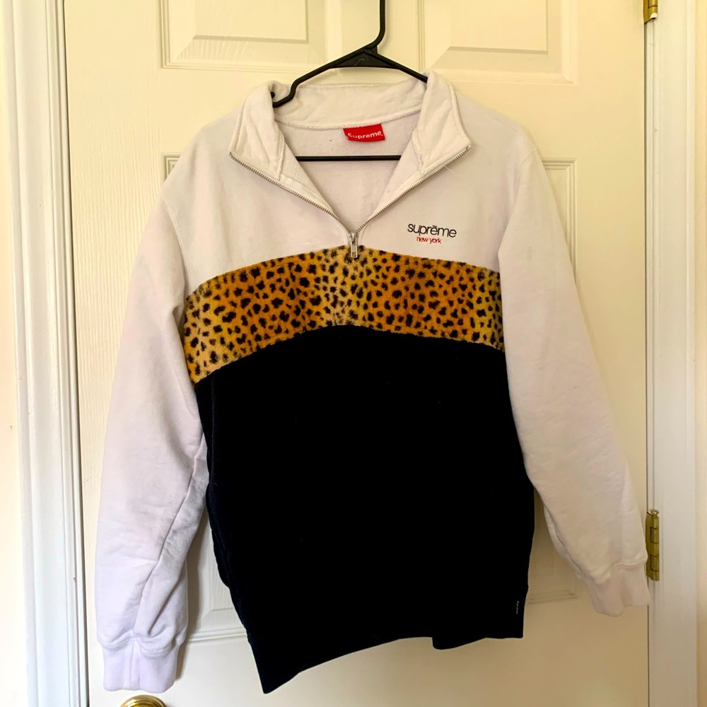 Authentic Supreme Sweatshirt